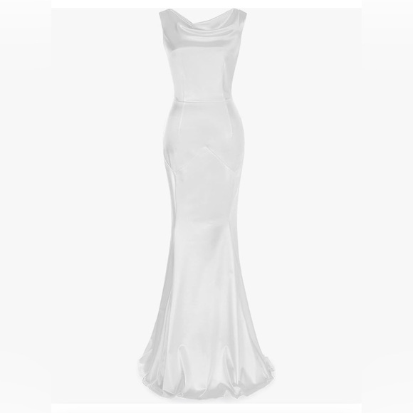 MUXXN Boutique Dress, White Full Length Gown, Large, NWT - Picture 8 of 10